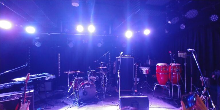 The Voodoo Lounge（ｳﾞｰﾄﾞｩｰﾗｳﾝｼﾞ）